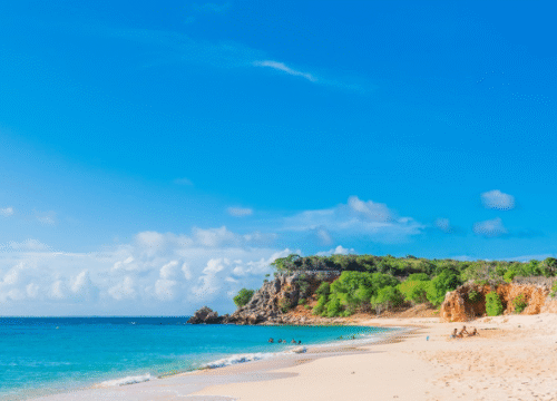 Exploring Tintamarre Island